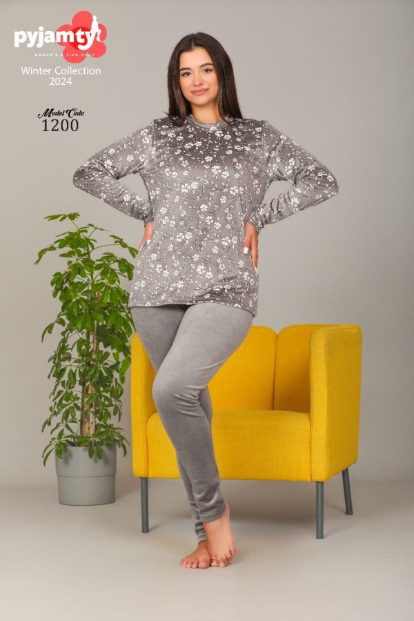 بيجامة شتوي قطيفة بلون رمادي مشجر من بيجامتي 1200