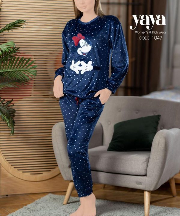 بيجامة شتوي قطيفة من يايا 1047 Micky Mouse