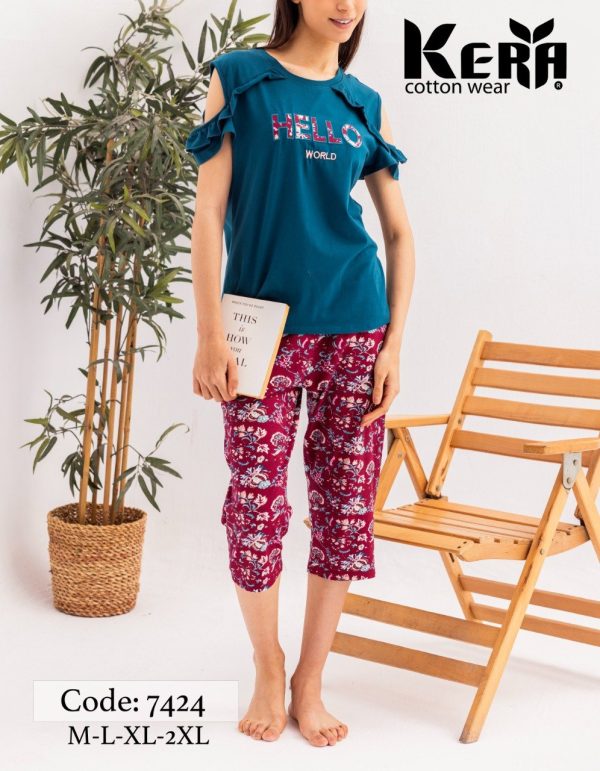 بيجامة بنتاكور Cut shoulder بنقشة عصرية من كيرا 7424 | Pyjamty