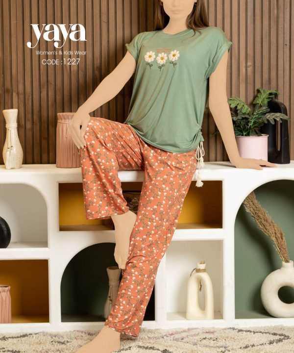 بيجامة صيفي بتصميم مريح من يايا 1227 Sunny Flowers | Pyjamty