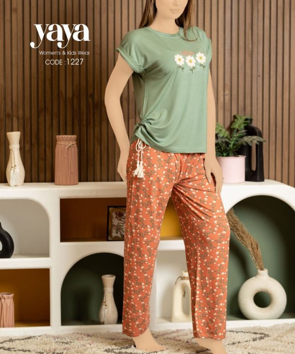 بيجامة صيفي بتصميم مريح من يايا 1227 Sunny Flowers | Pyjamty