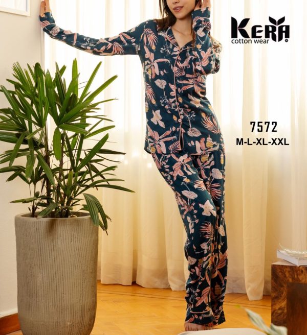 بيجامة كلاسيك كم طويل مزخرفة من كيرا 7572 | Pyjamty