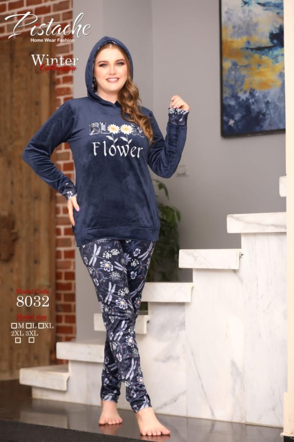 بيجامة قطيفة شتوي بكابيشو بطباعة Flowers من بيستاج 8032 | Pyjamty