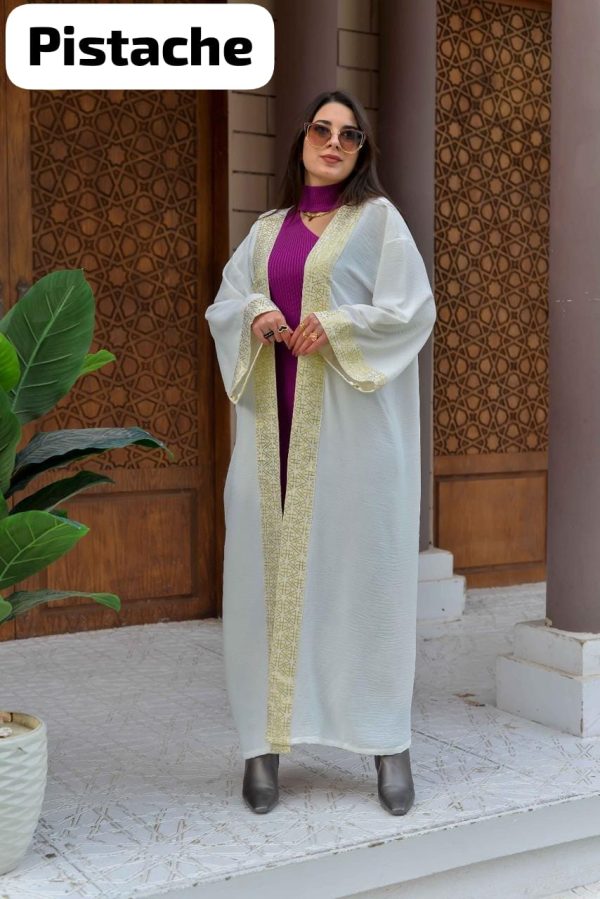 White Ramadan kaftan with Arabisk Design from Pistache | Pyjamty