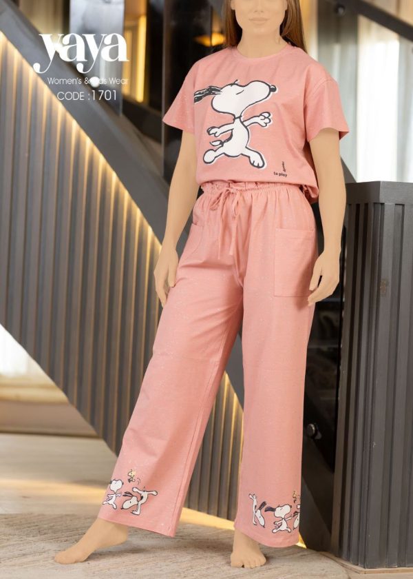 half-sleeve cotton pajama with pockets from yaya 1701 Snoopy ready to play! | Pyjamty