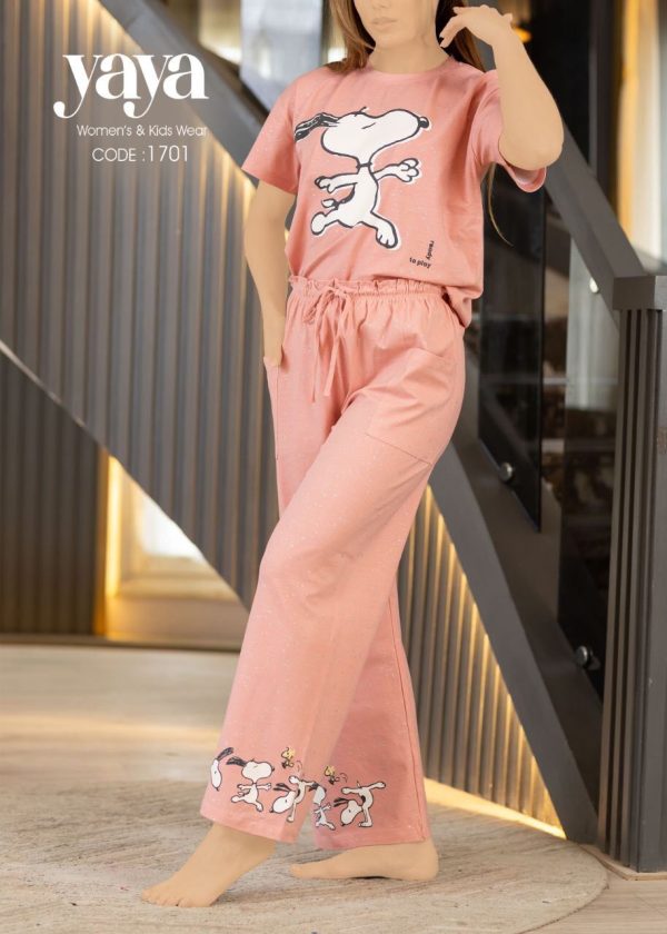 half-sleeve cotton pajama with pockets from yaya 1701 Snoopy ready to play! | Pyjamty