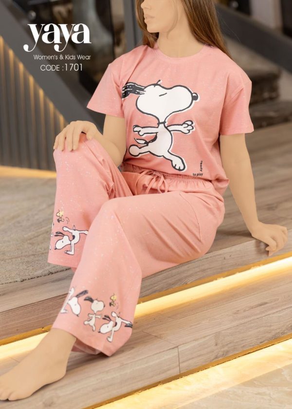 half-sleeve cotton pajama with pockets from yaya 1701 Snoopy ready to play! | Pyjamty