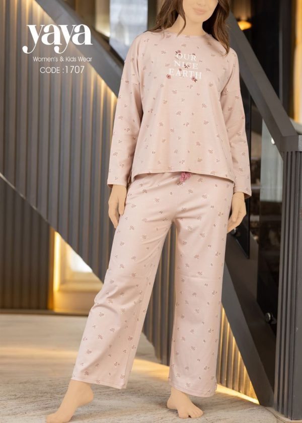 long-sleeve cotton pajama with delicate print from yaya 1707 OUR NICE EARTH | Pyjamty