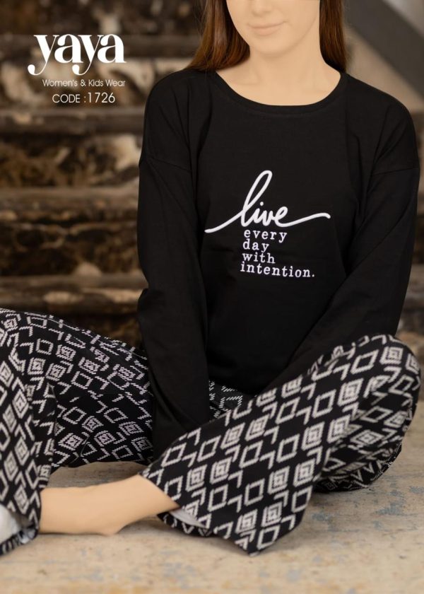 Long sleeve cotton pajama with black color from yaya 1726 live every day with intention | Dream