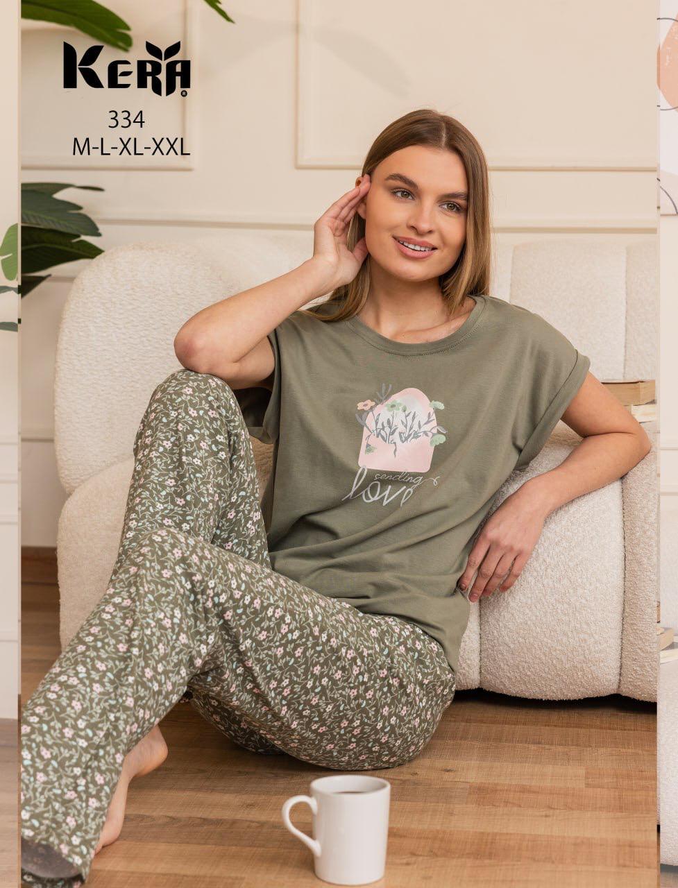 Short-sleeve cotton pajama with floral pants print from kera 334 Sending Love~ | Pyjamty