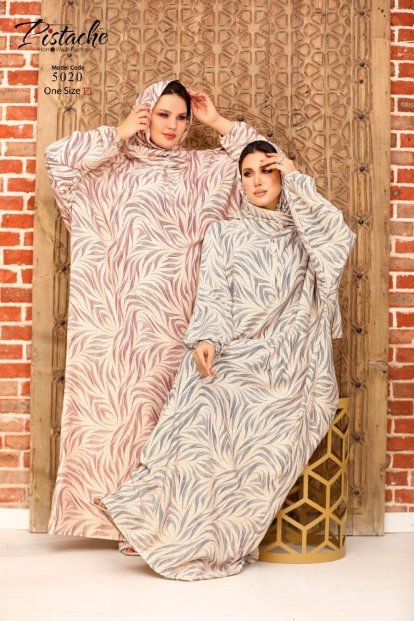 Summer isdal featured with a simple print from pistache 5020 | Pyjamty