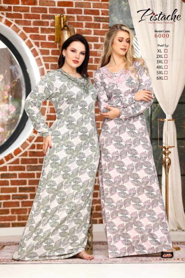 long sleeves home jalabeya with a tropical print from pistache 6000 | Pyjamty