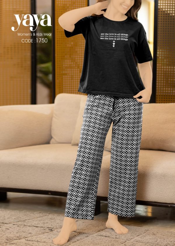 short sleeves cotton pajama patterned from yaya 1750 see the love in all things | Pyjamty