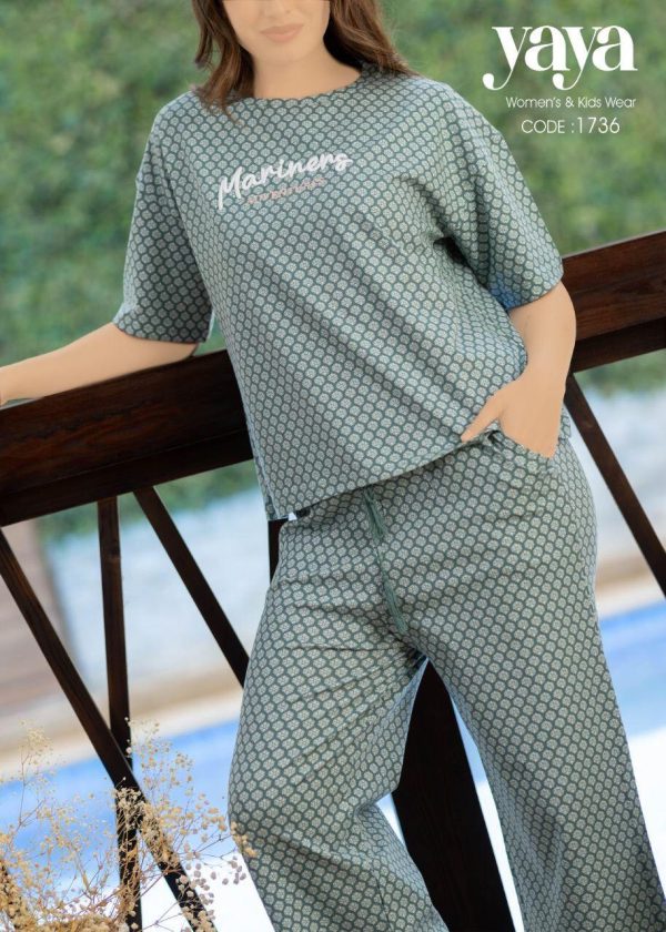 short sleeves pajama with geometric micro-print from yaya 1736 Mariners together | Pyjamty