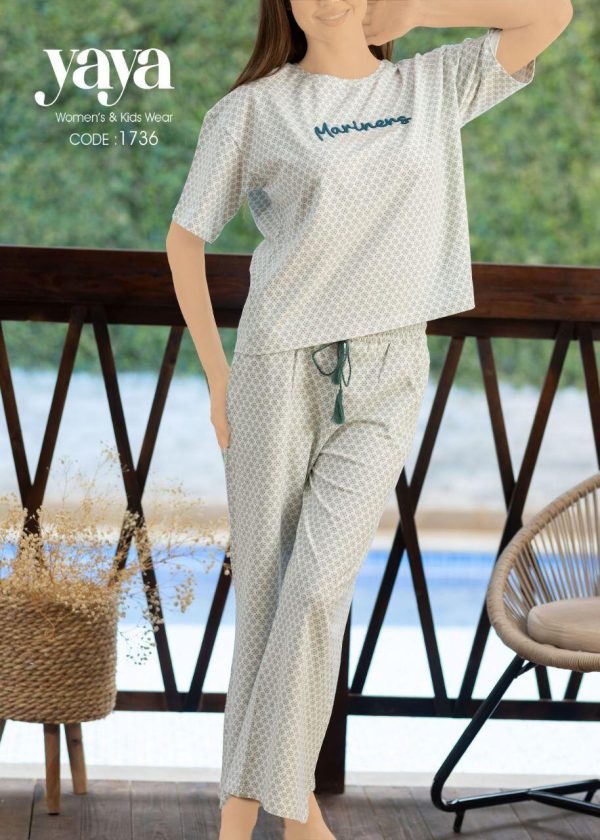 short sleeves pajama with geometric micro-print from yaya 1736 Mariners together | Pyjamty