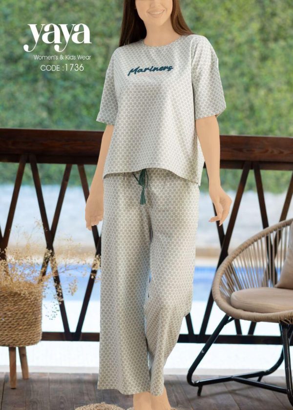 short sleeves pajama with geometric micro-print from yaya 1736 Mariners together | Pyjamty
