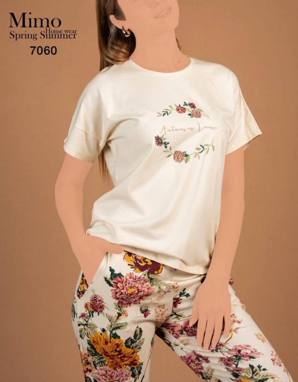 short sleeveless cotton pajama with a vibrant floral print from mimo 7060 | Pyjamty