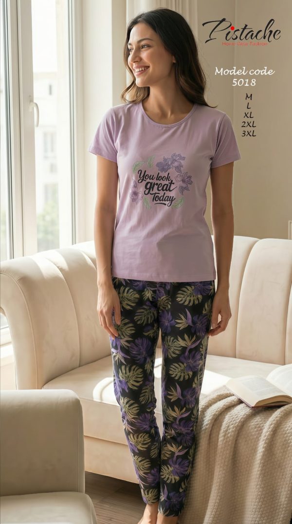 short sleeve viscose pajama featuring with a floral print from pistache 5018 | Pyjamty